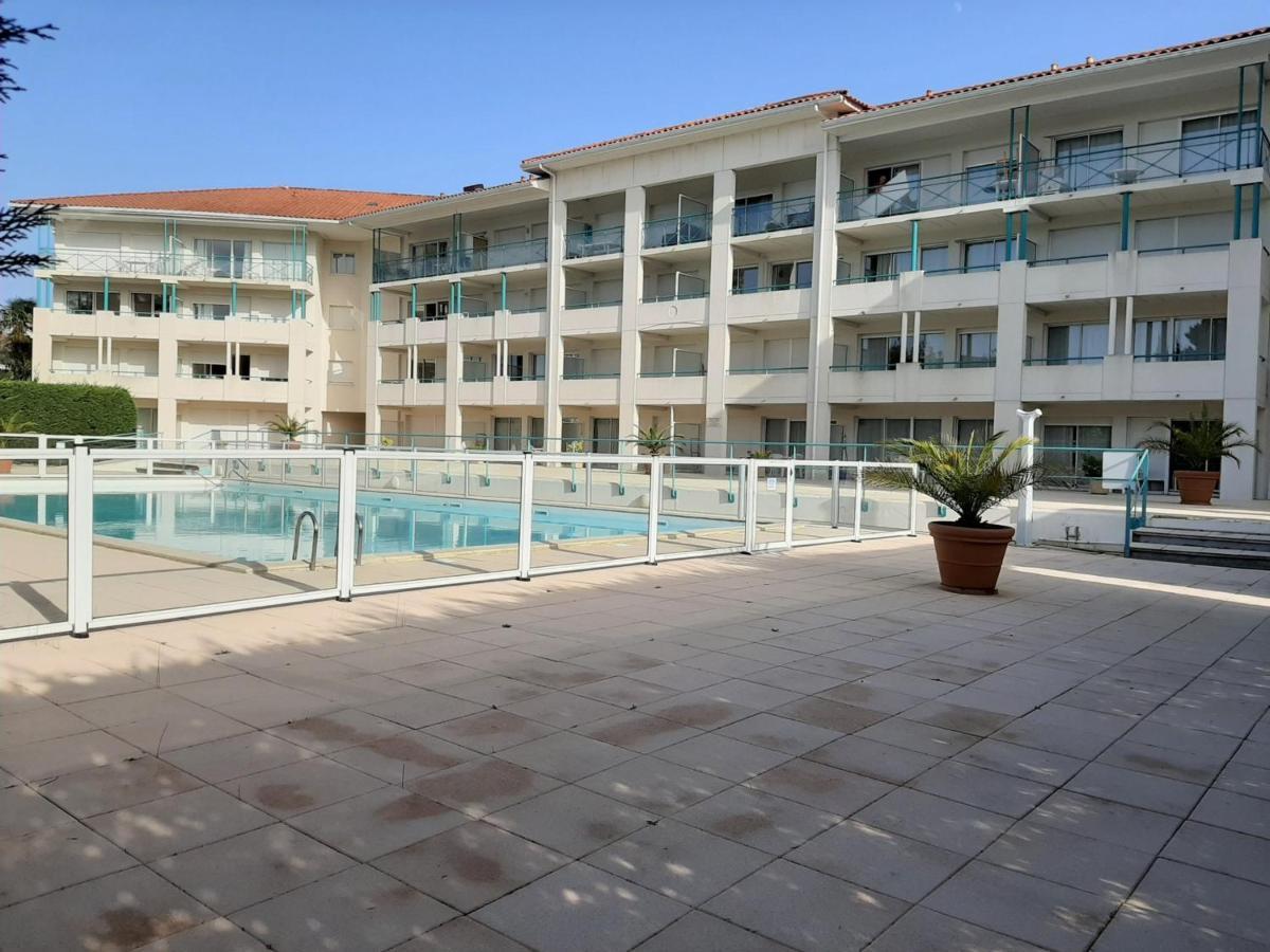 Appartement A Ciboure Avec Terrasse, Piscine Chauffee Et Parking - Ideal Golf Et Plage - Fr-1-239-551 Exteriér fotografie
